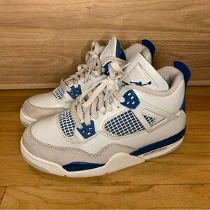 Nike Air Jordan 4 in Retro Military Blue - Size 6 Youth